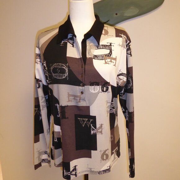 Graphic Top - Picture 1 of 2